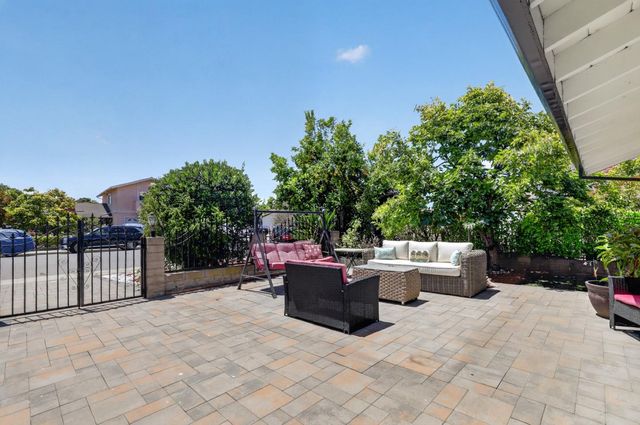 2089 Avenida De Las Flores, Santa Clara, CA 95054