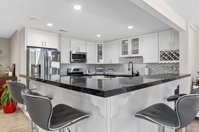 2089 Avenida De Las Flores, Santa Clara, CA 95054