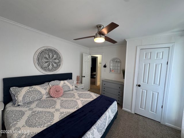 123 Cedar Point Boulevard, Cedar Point, NC 28584
