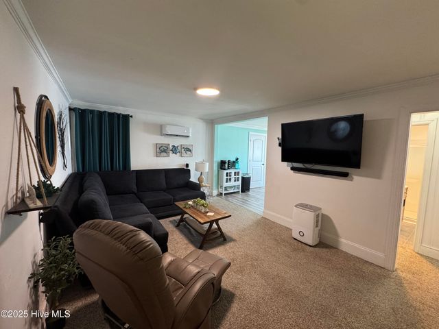 123 Cedar Point Boulevard, Cedar Point, NC 28584