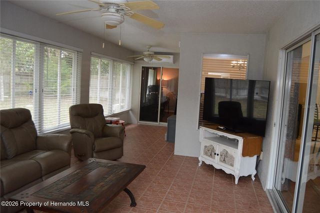 2291 Danforth Road, Spring Hill, FL 34608