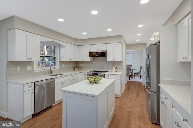 7820 ANTIOPI ST, Annandale, VA 22003