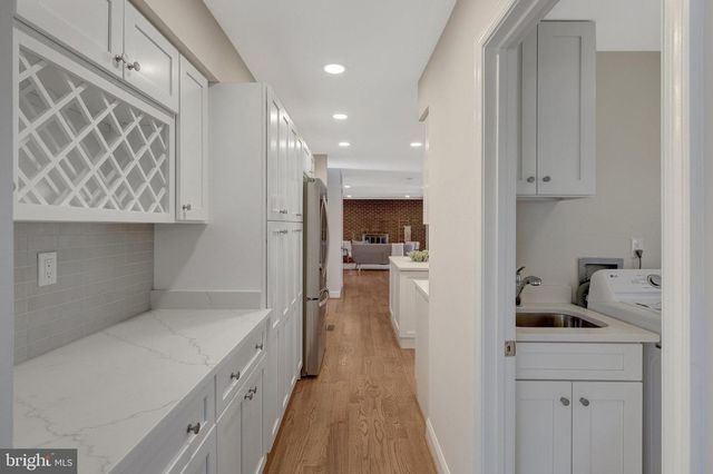 7820 ANTIOPI ST, Annandale, VA 22003