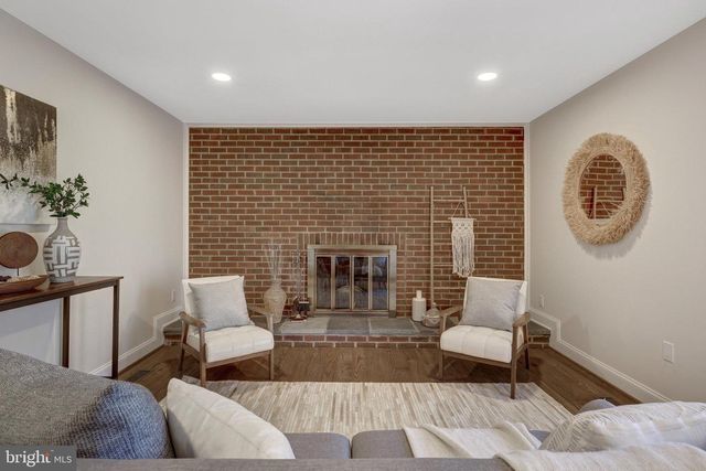 7820 ANTIOPI ST, Annandale, VA 22003