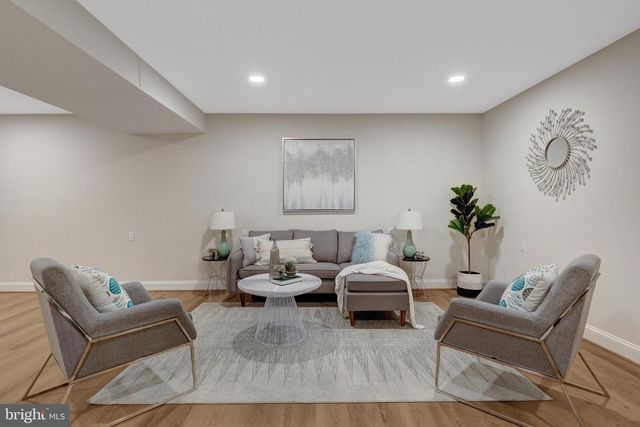 7820 ANTIOPI ST, Annandale, VA 22003