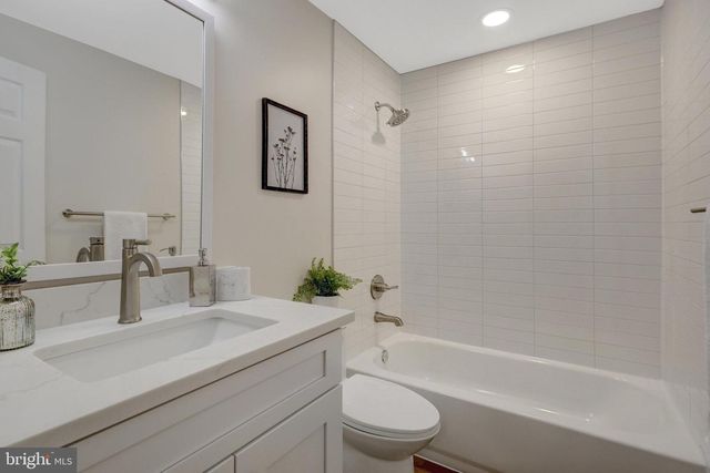 7820 ANTIOPI ST, Annandale, VA 22003