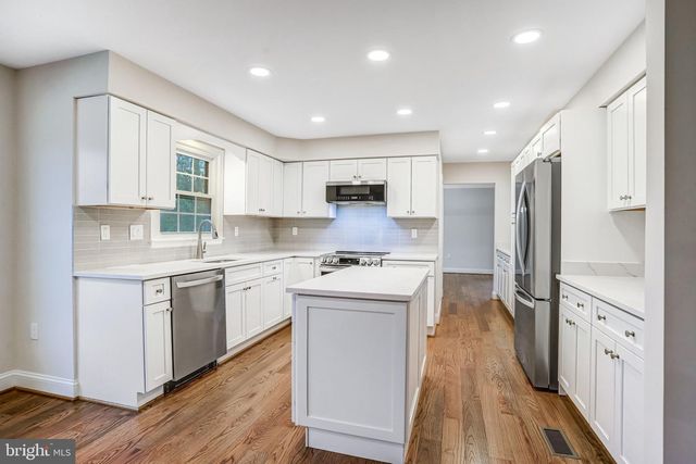 7820 ANTIOPI ST, Annandale, VA 22003