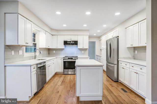 7820 ANTIOPI ST, Annandale, VA 22003