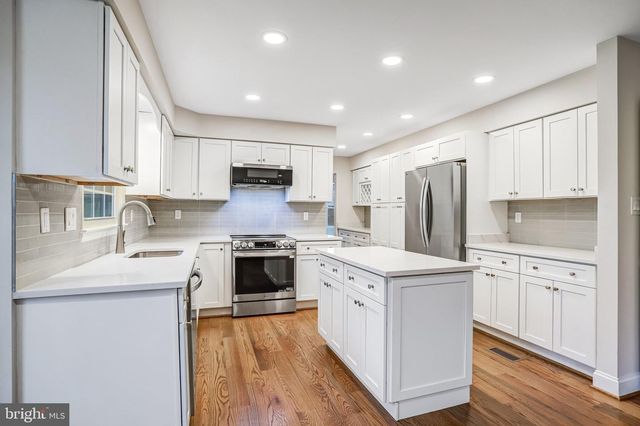 7820 ANTIOPI ST, Annandale, VA 22003