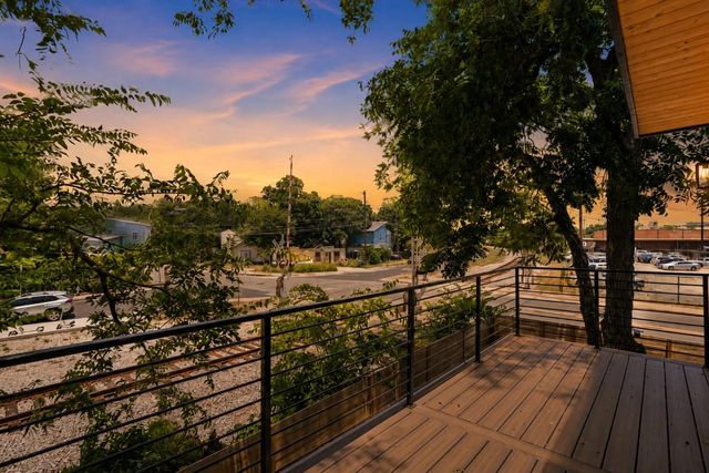 752 Pedernales ST, Austin, TX 78702