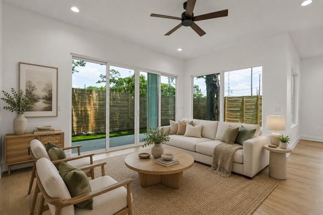 752 Pedernales ST, Austin, TX 78702