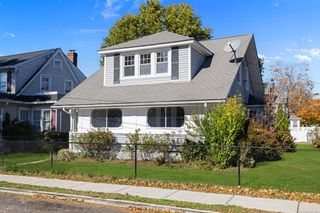 15 Delaware Avenue, Norwalk, CT 06851