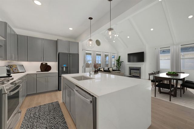 3807 Hickory Street, Sherman, TX 75092