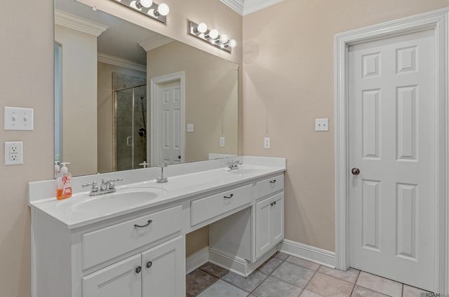 10837 Hillmont Ave, Baton Rouge, LA 70810