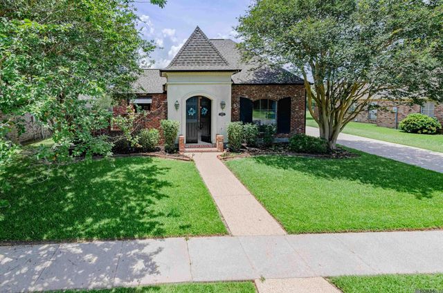 10837 Hillmont Ave, Baton Rouge, LA 70810