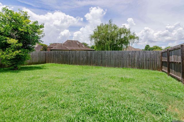 10837 Hillmont Ave, Baton Rouge, LA 70810