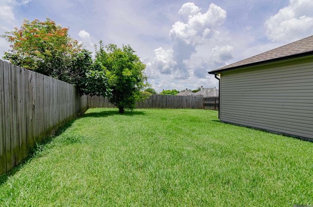 10837 Hillmont Ave, Baton Rouge, LA 70810