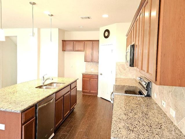 3813 Tranquil LN, Austin, TX 78728