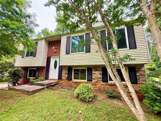 2956 Nelson Drive NW, Duluth, GA 30096