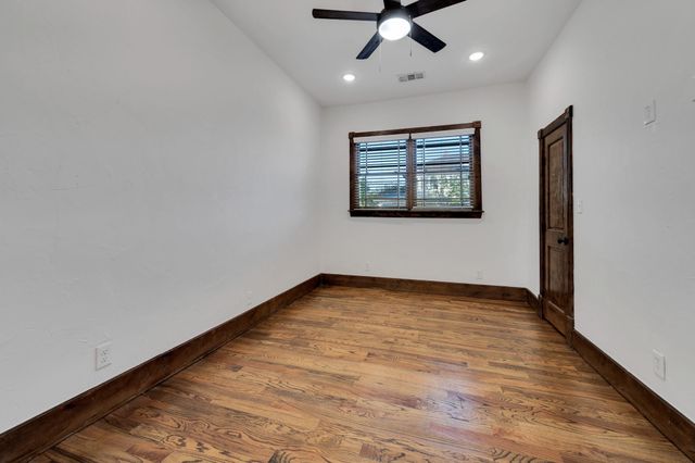 412 Royal Street, Waxahachie, TX 75165