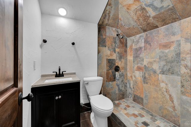 412 Royal Street, Waxahachie, TX 75165