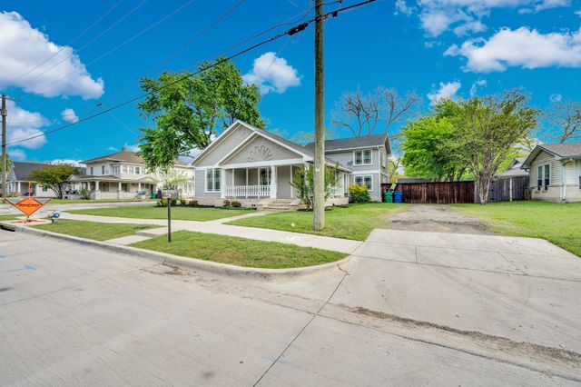 412 Royal Street, Waxahachie, TX 75165