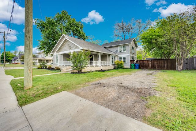 412 Royal Street, Waxahachie, TX 75165