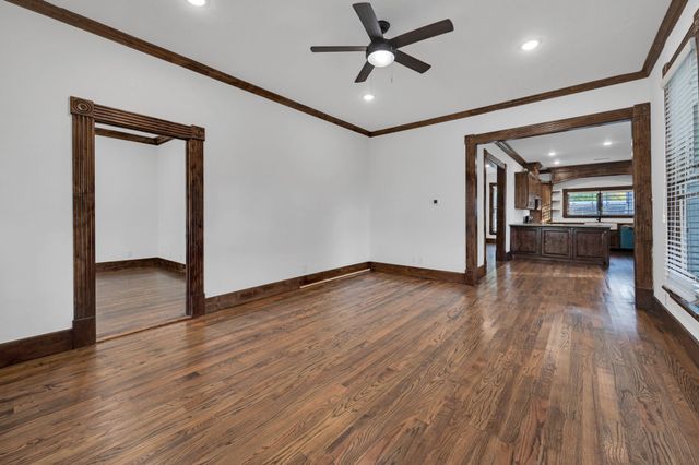 412 Royal Street, Waxahachie, TX 75165