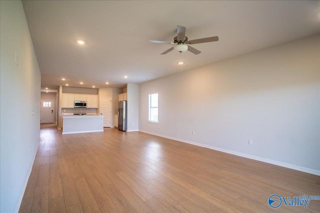 154 Lillian Farms Boulevard, Huntsville, AL 35811