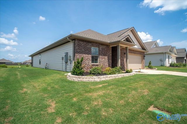 154 Lillian Farms Boulevard, Huntsville, AL 35811