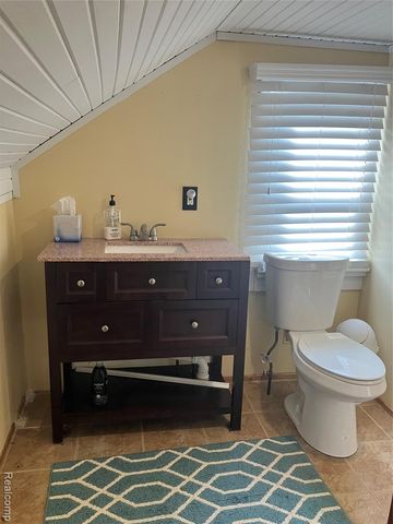 19305 Weyher Street, Livonia, MI 48152