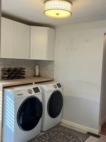 19305 Weyher Street, Livonia, MI 48152