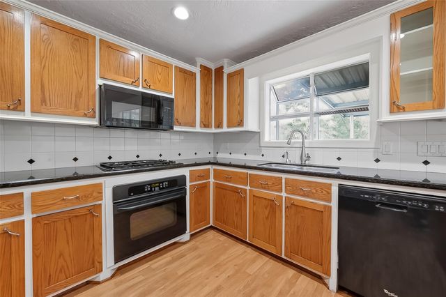 16219 Amcreek Road, Houston, TX 77068