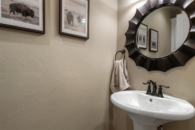 5526 Painted Pony Road, Oklahoma City, OK 73132