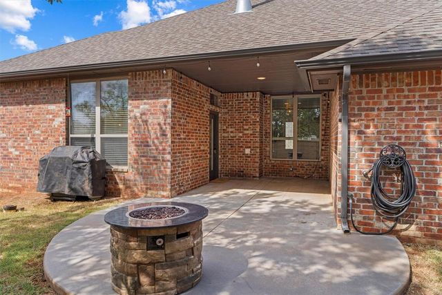 5526 Painted Pony Road, Oklahoma City, OK 73132