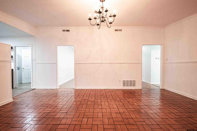 2321 Brookhaven Dr, Tyler, TX 75701