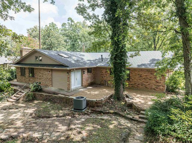 2321 Brookhaven Dr, Tyler, TX 75701