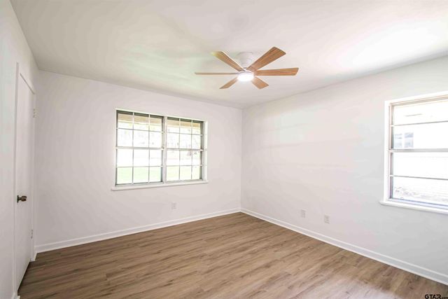 2321 Brookhaven Dr, Tyler, TX 75701