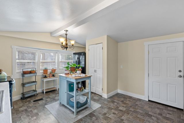 61445 SE 27th Street 86, Bend, OR 97702