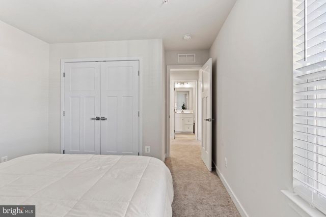 2229 CAROLINE LN, Harrisburg, PA 17110