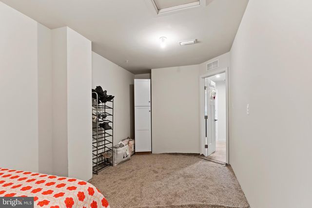 2229 CAROLINE LN, Harrisburg, PA 17110