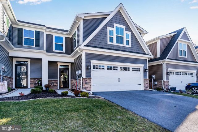 2229 CAROLINE LN, Harrisburg, PA 17110