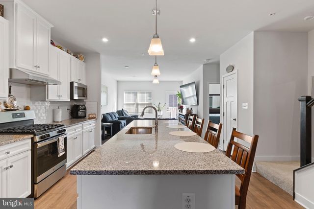 2229 CAROLINE LN, Harrisburg, PA 17110