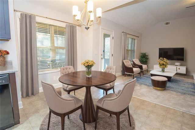 104 Park View Drive, Grantville, GA 30220