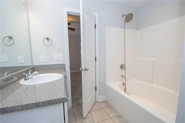 104 Park View Drive, Grantville, GA 30220