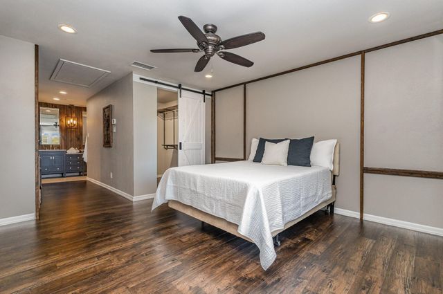 2925 Country Place Circle, Carrollton, TX 75006