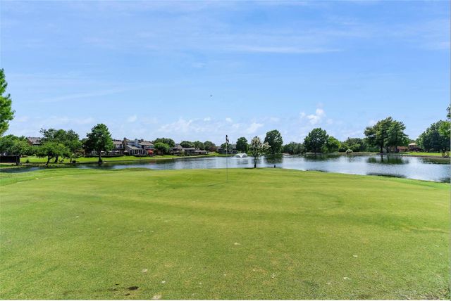 2925 Country Place Circle, Carrollton, TX 75006