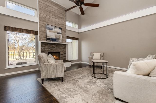 2925 Country Place Circle, Carrollton, TX 75006