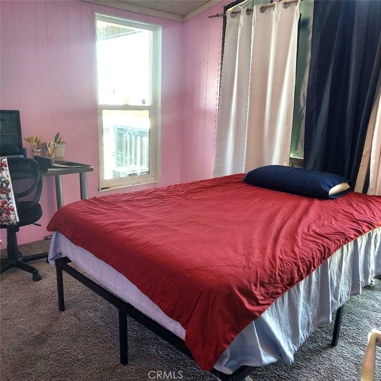 Image 4 of property listing at 9030 Green, Pinon Hills, CA 92372