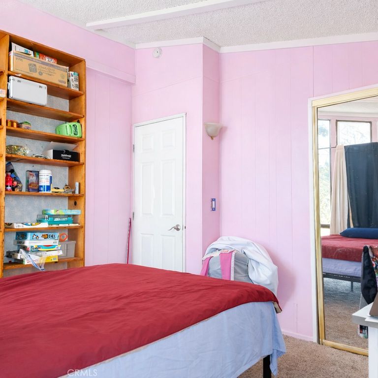 Image 5 of property listing at 9030 Green, Pinon Hills, CA 92372